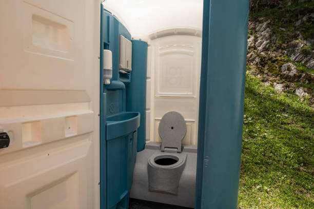 Best Portable restroom trailer rental  in New Albany, IN